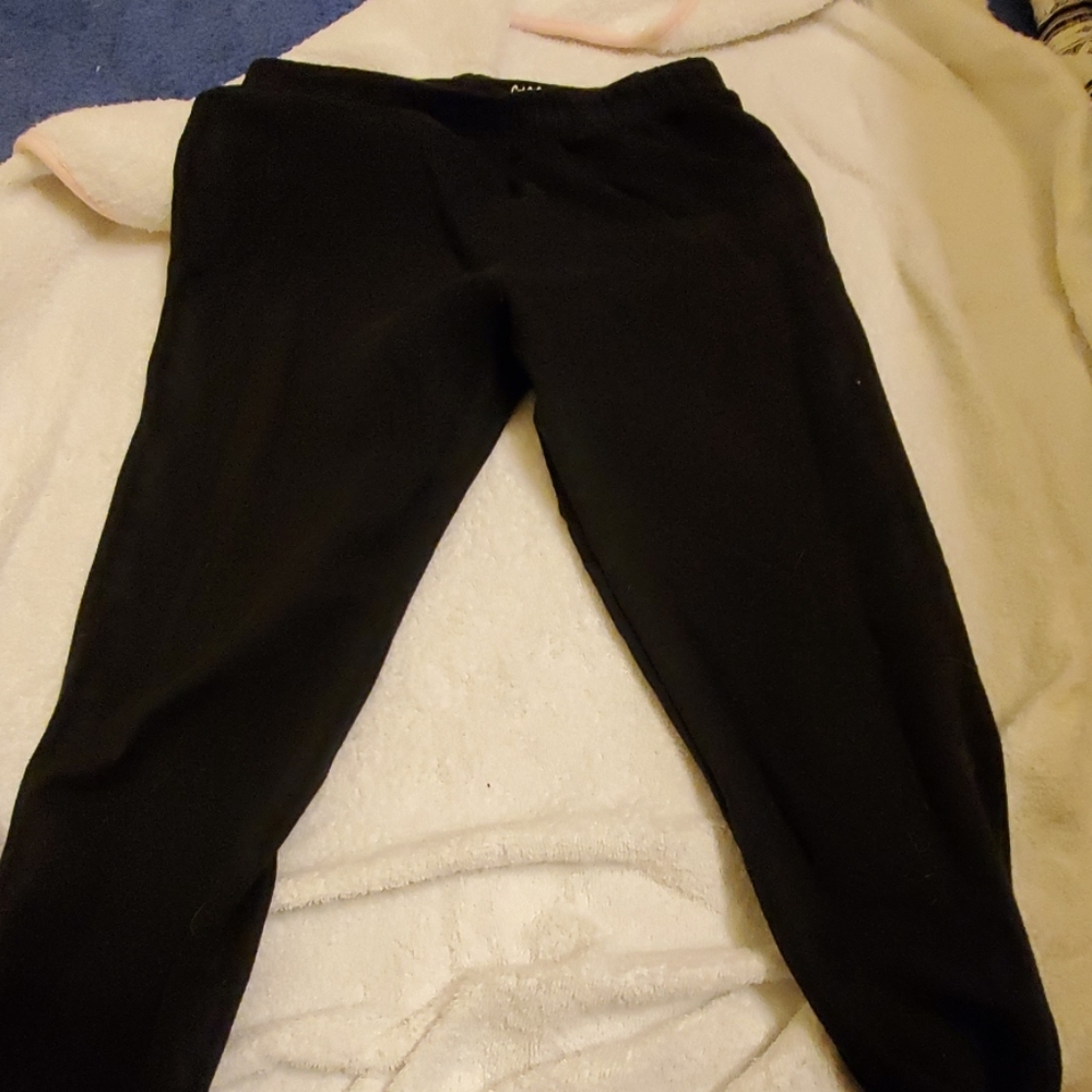 Girls black leggings